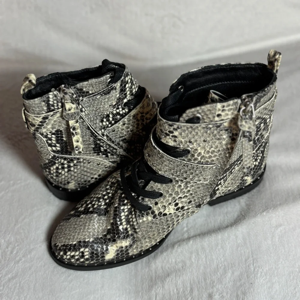 Ted Baker Snake Print Leather Lace Up Ankle Bootie‎ Buckle & Zip, Women's Size 6